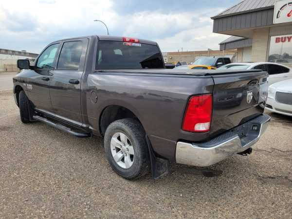 2017 Dodge Ram 1500 - Image 6