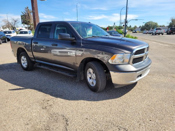 2017 Dodge Ram 1500 - Image 3