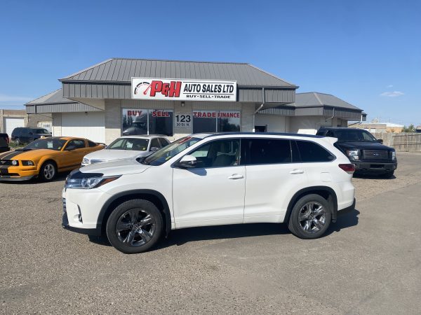 2018 Toyota Highlander Limited - Image 2