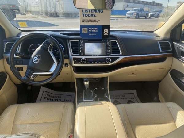2018 Toyota Highlander Limited - Image 9
