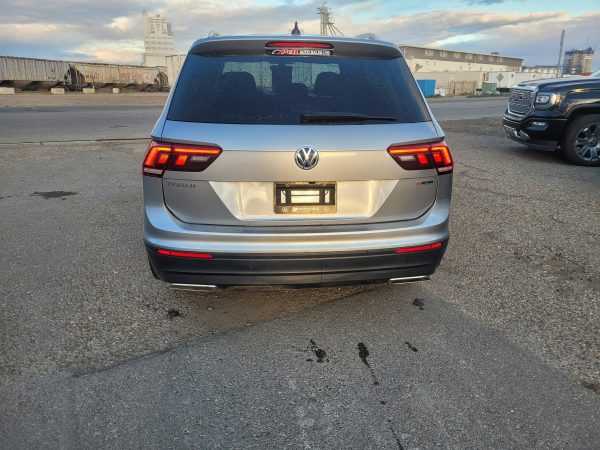 2021 V.W Tiguan SE - Image 6