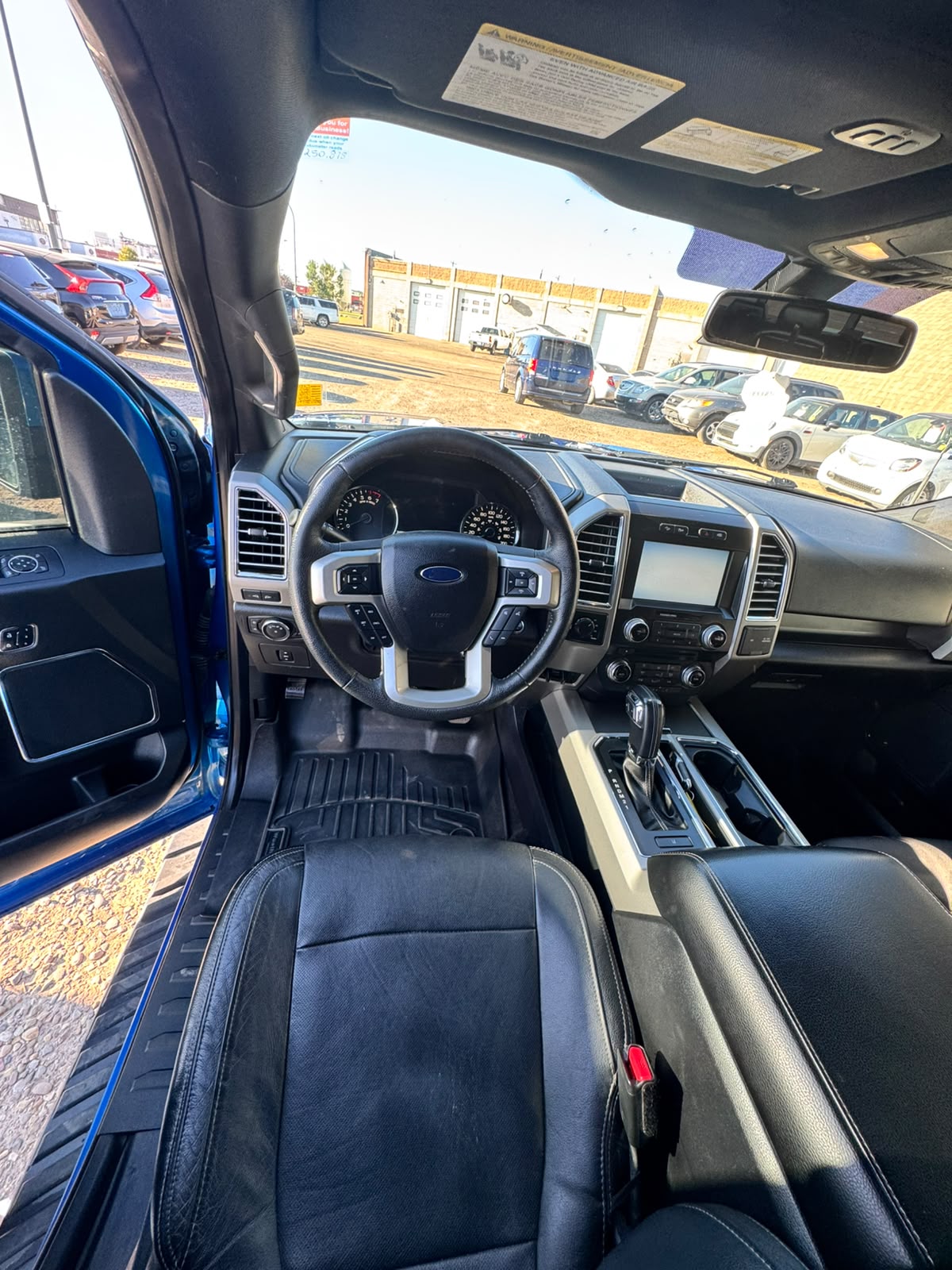 2015 Ford F-150 Crewcab - Image 11