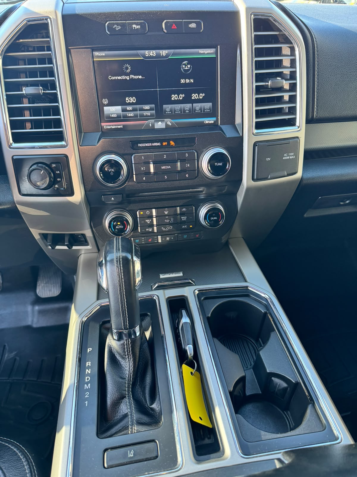 2015 Ford F-150 Crewcab - Image 13