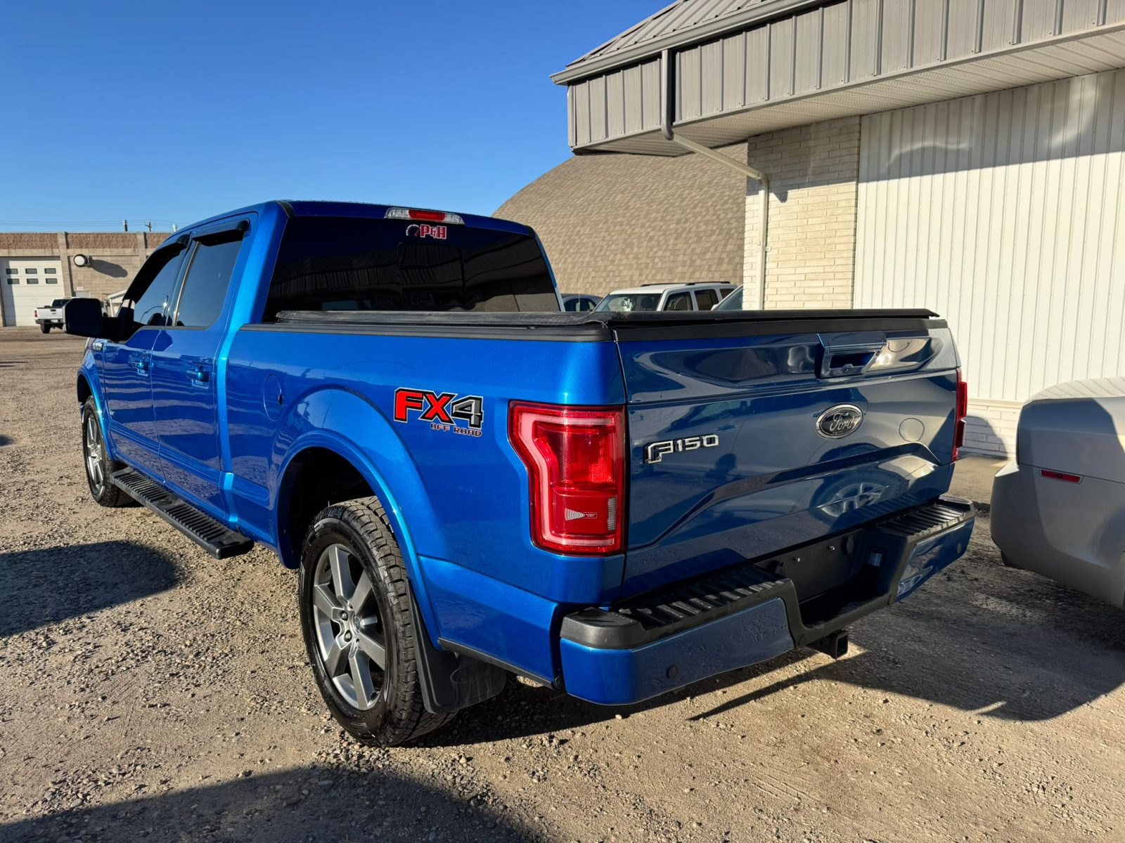 2015 Ford F-150 Crewcab - Image 4