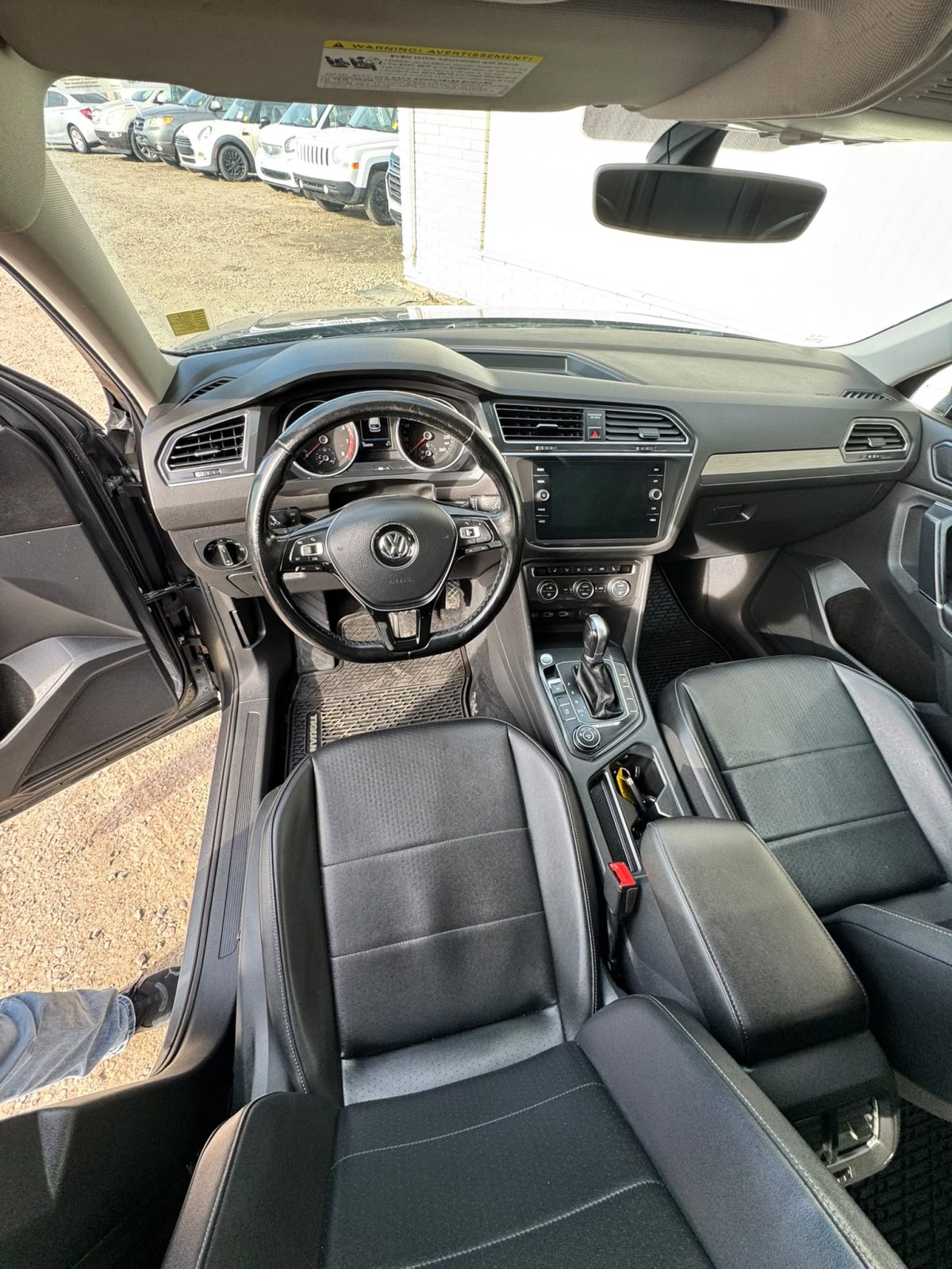 2018 VW Tiguan 4 Motion - Image 11