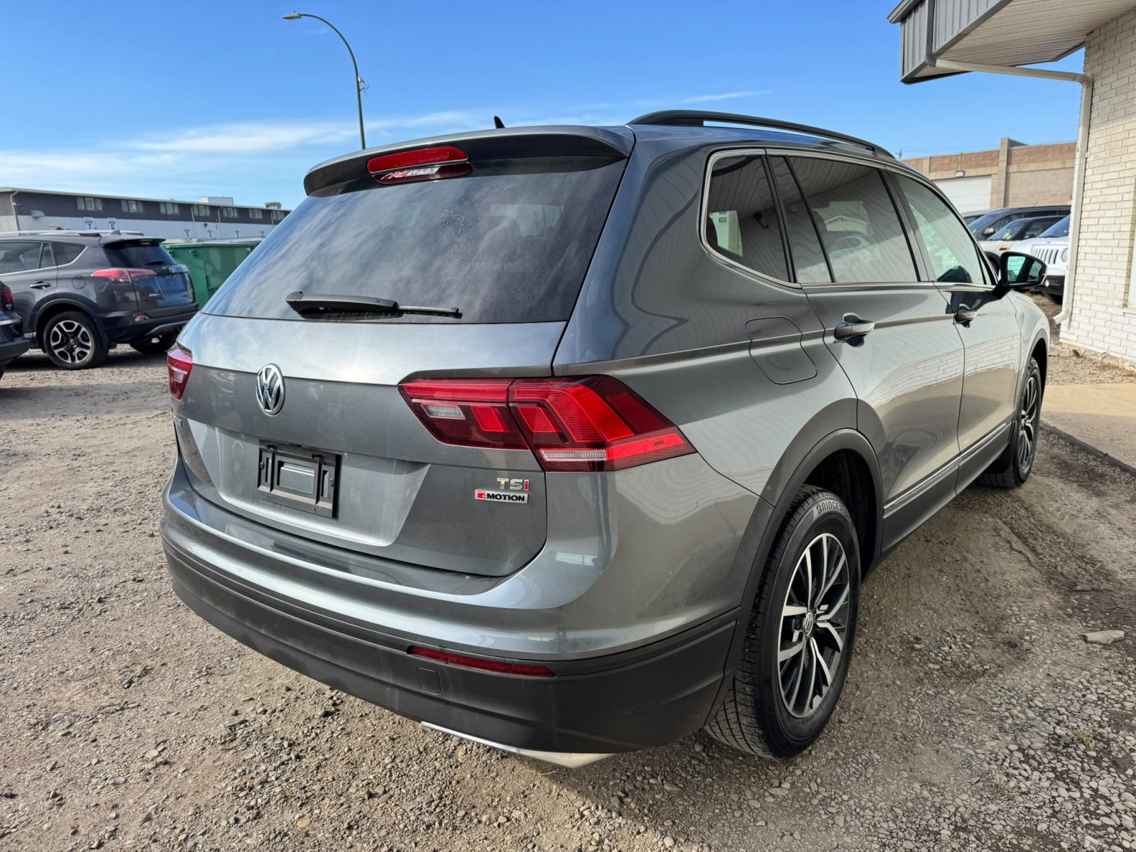 2018 VW Tiguan 4 Motion - Image 6