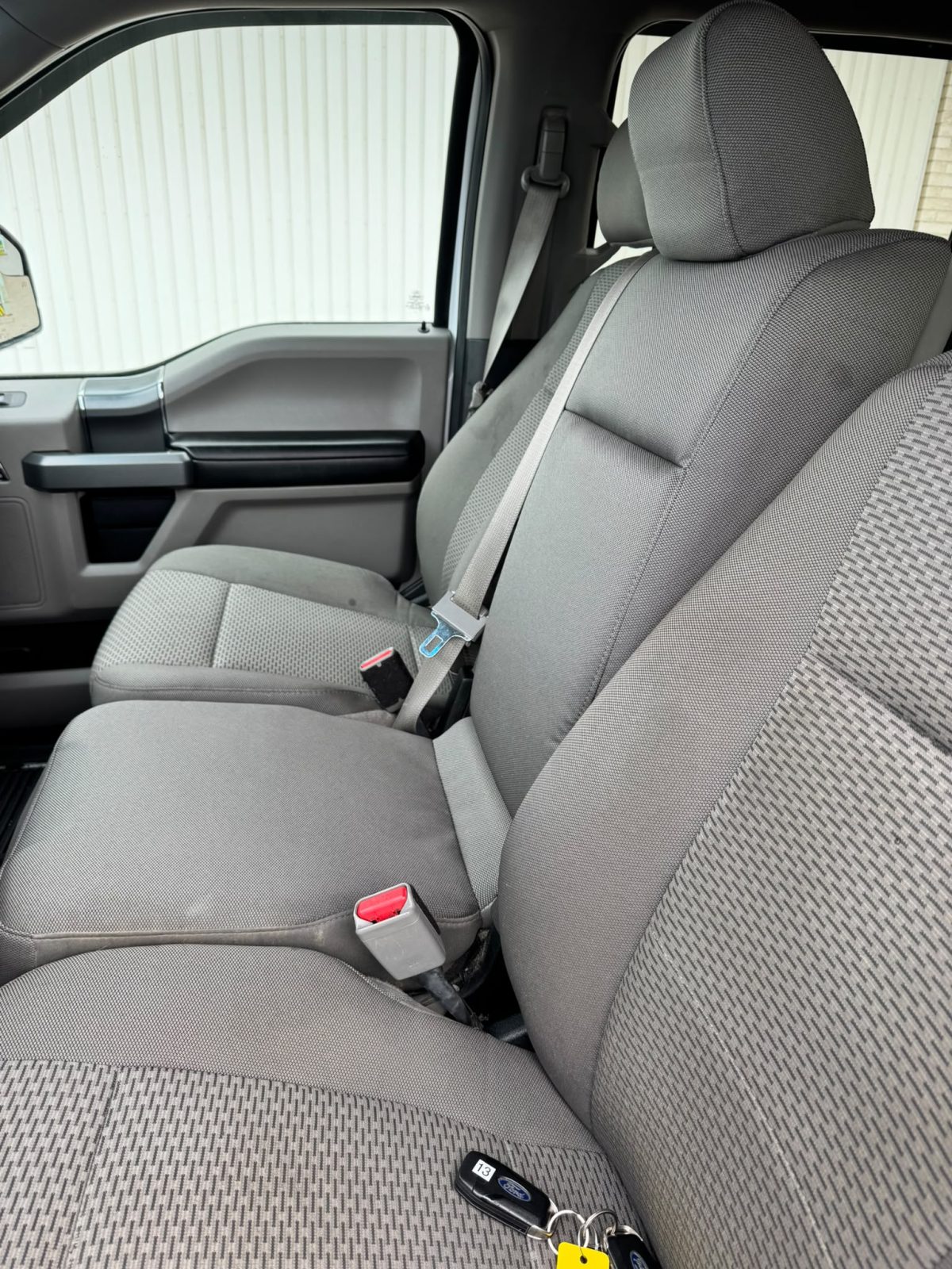 2016 Ford F-150 XLT - Image 14
