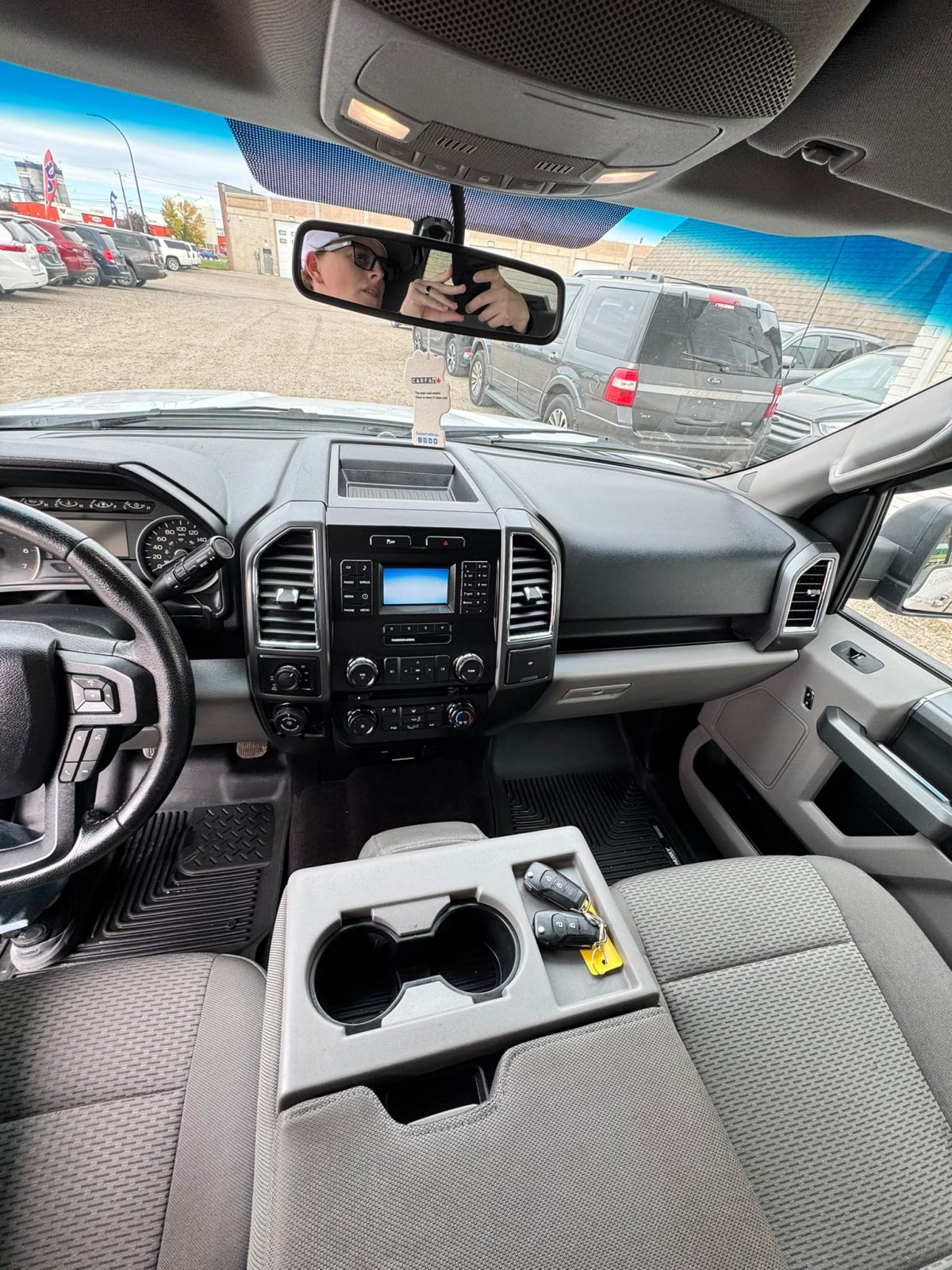 2016 Ford F-150 XLT - Image 12