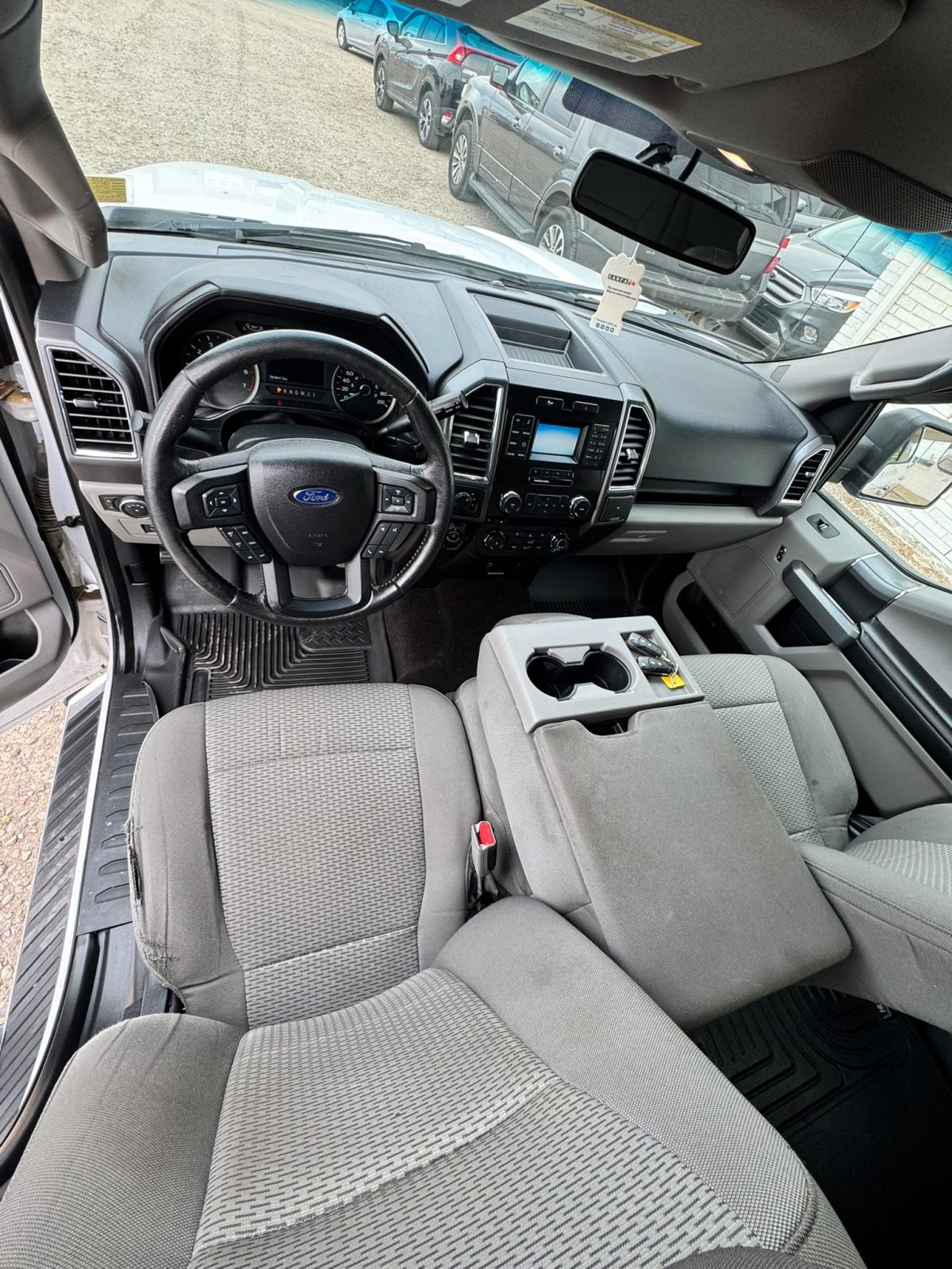 2016 Ford F-150 XLT - Image 11