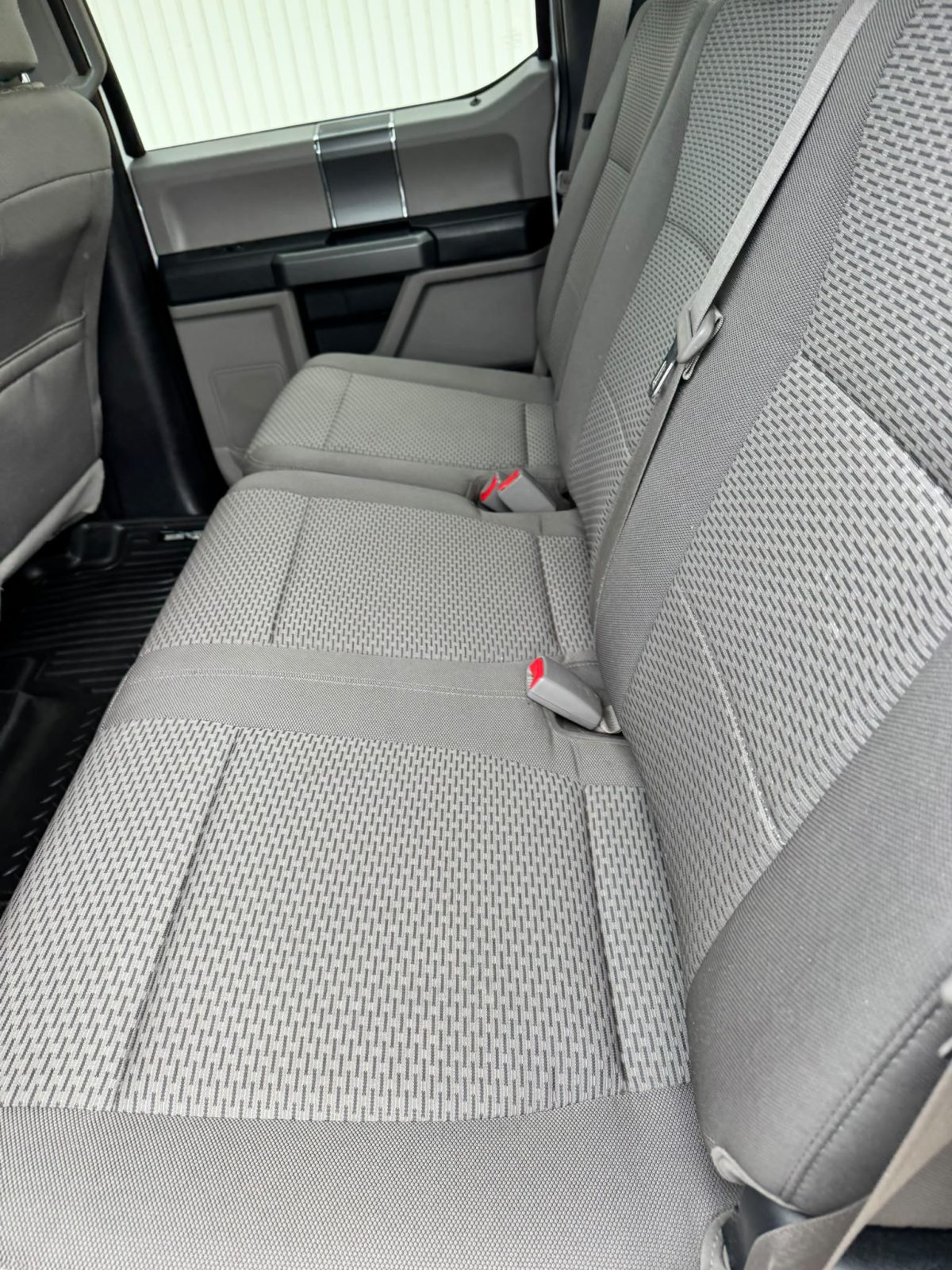 2016 Ford F-150 XLT - Image 16