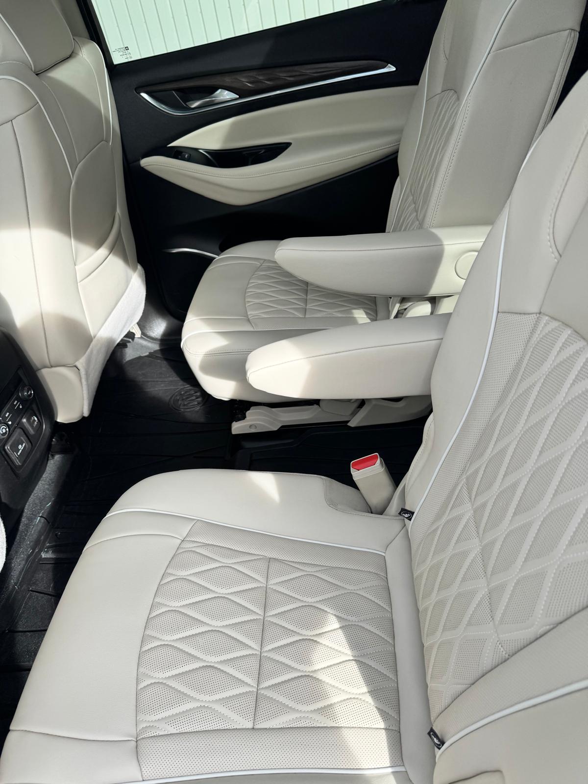 2023 Buick Enclave Avenir - Image 15