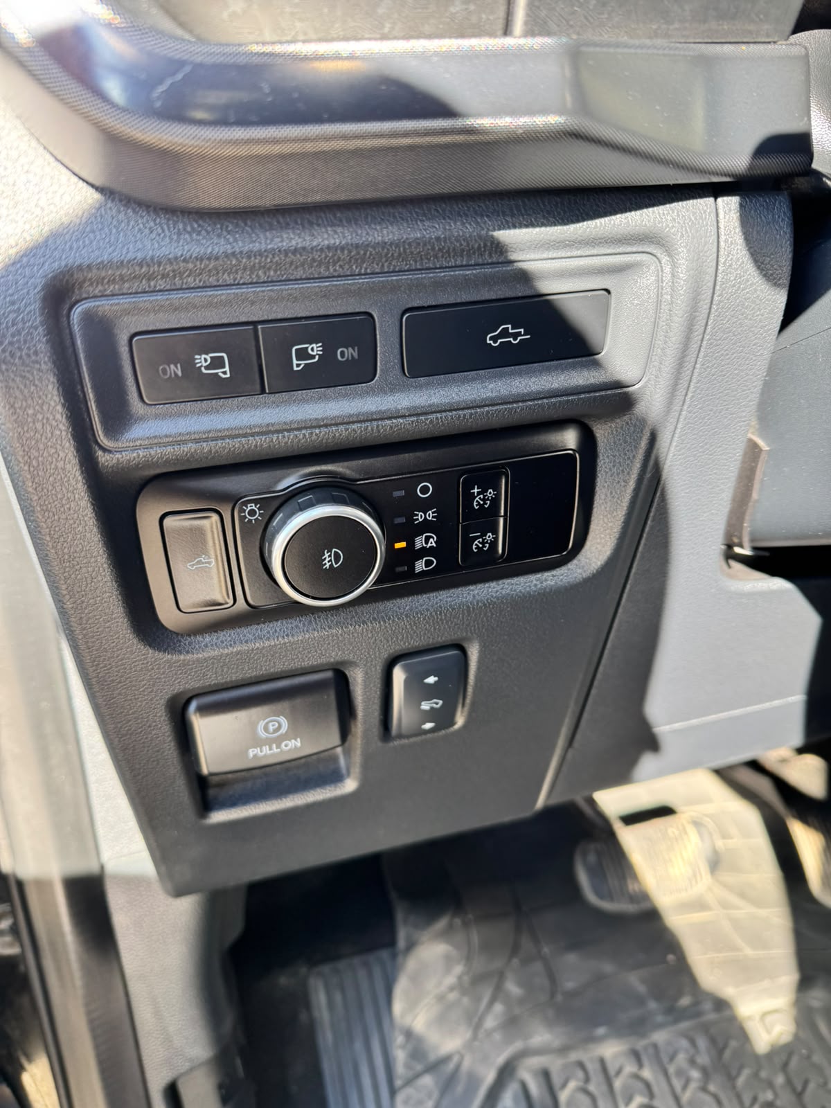 2023 Ford F-150 Tremor - Image 13