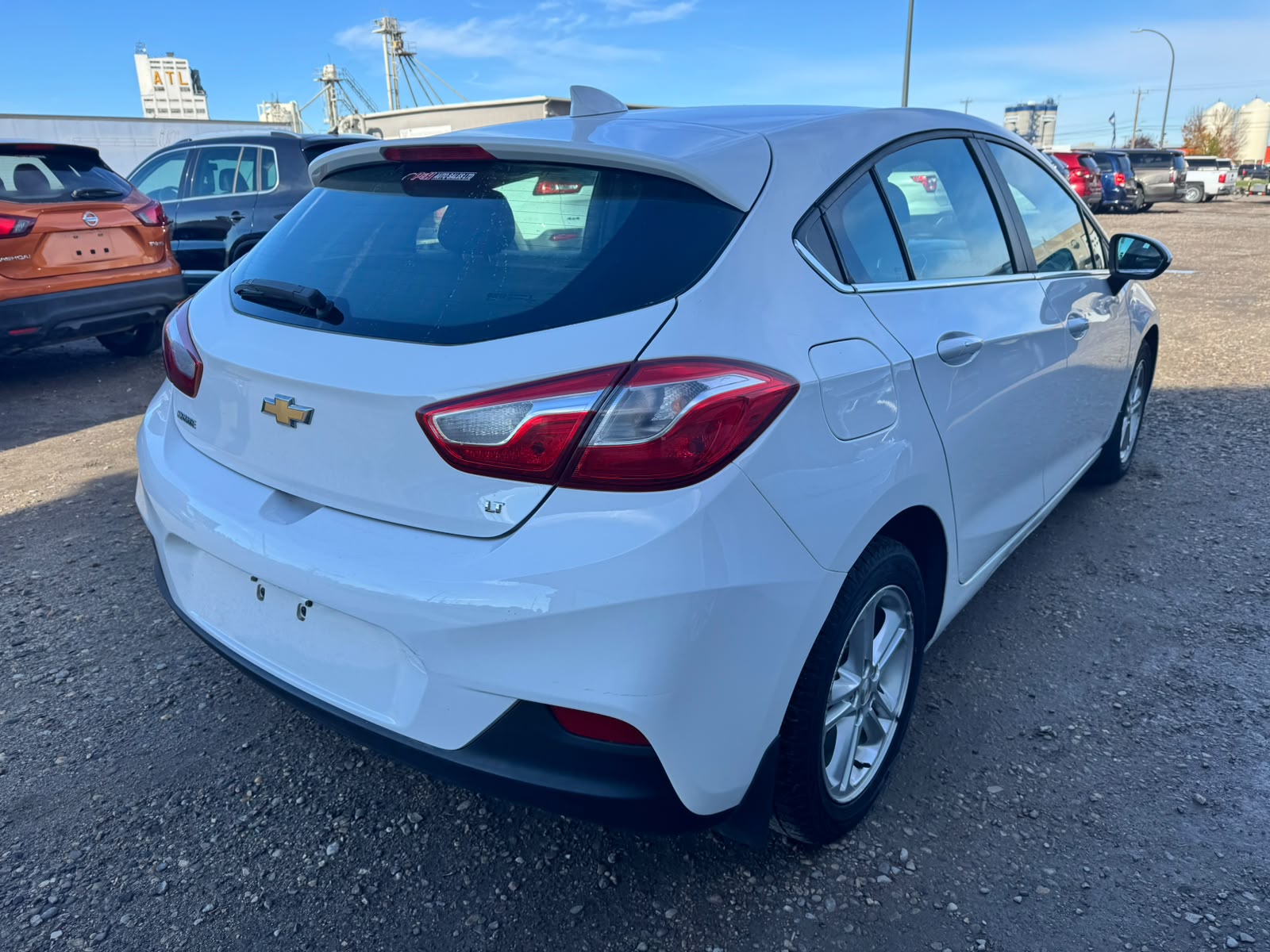 2018 Chevrolet Cruze - Image 5