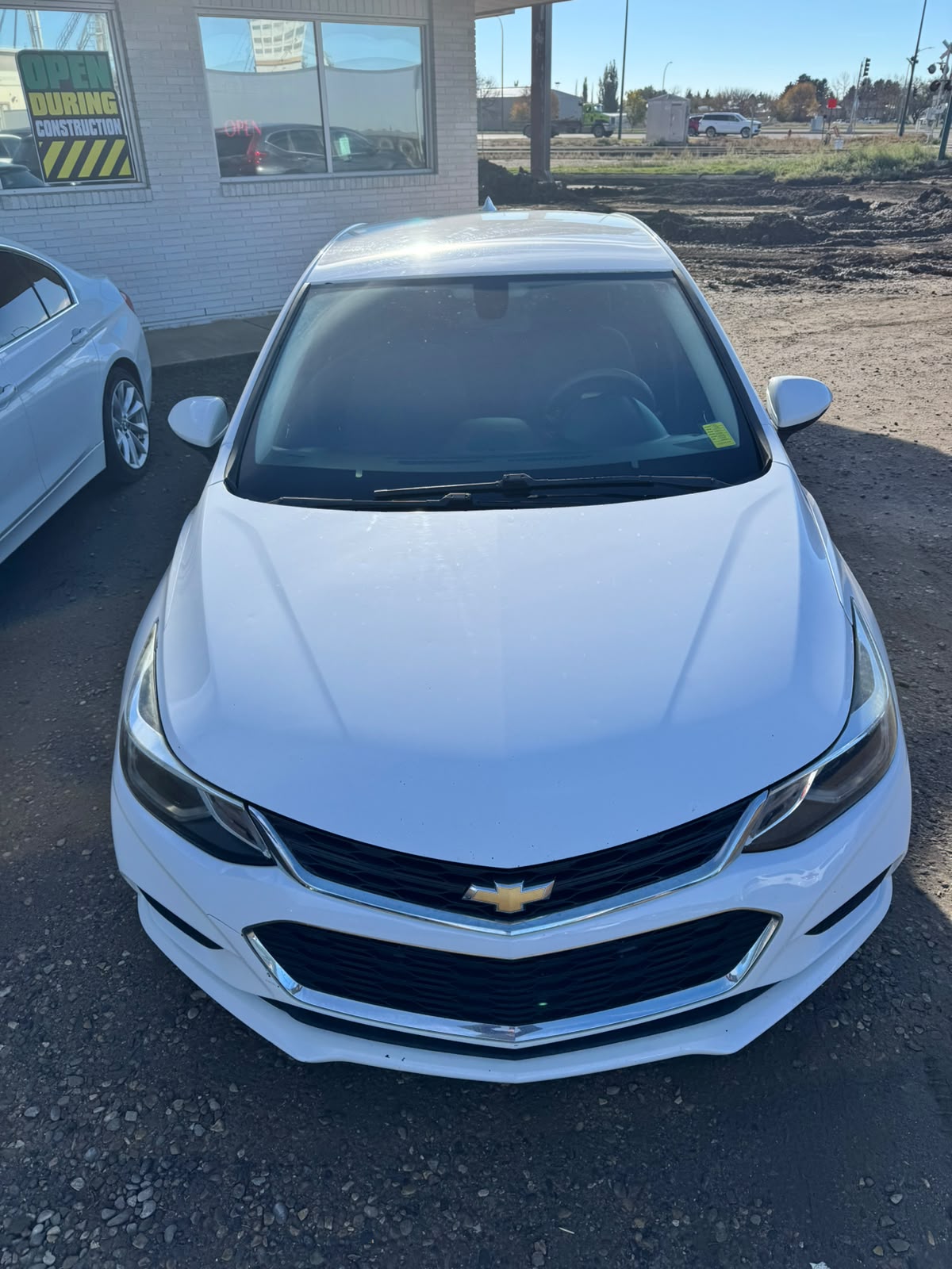 2018 Chevrolet Cruze - Image 9