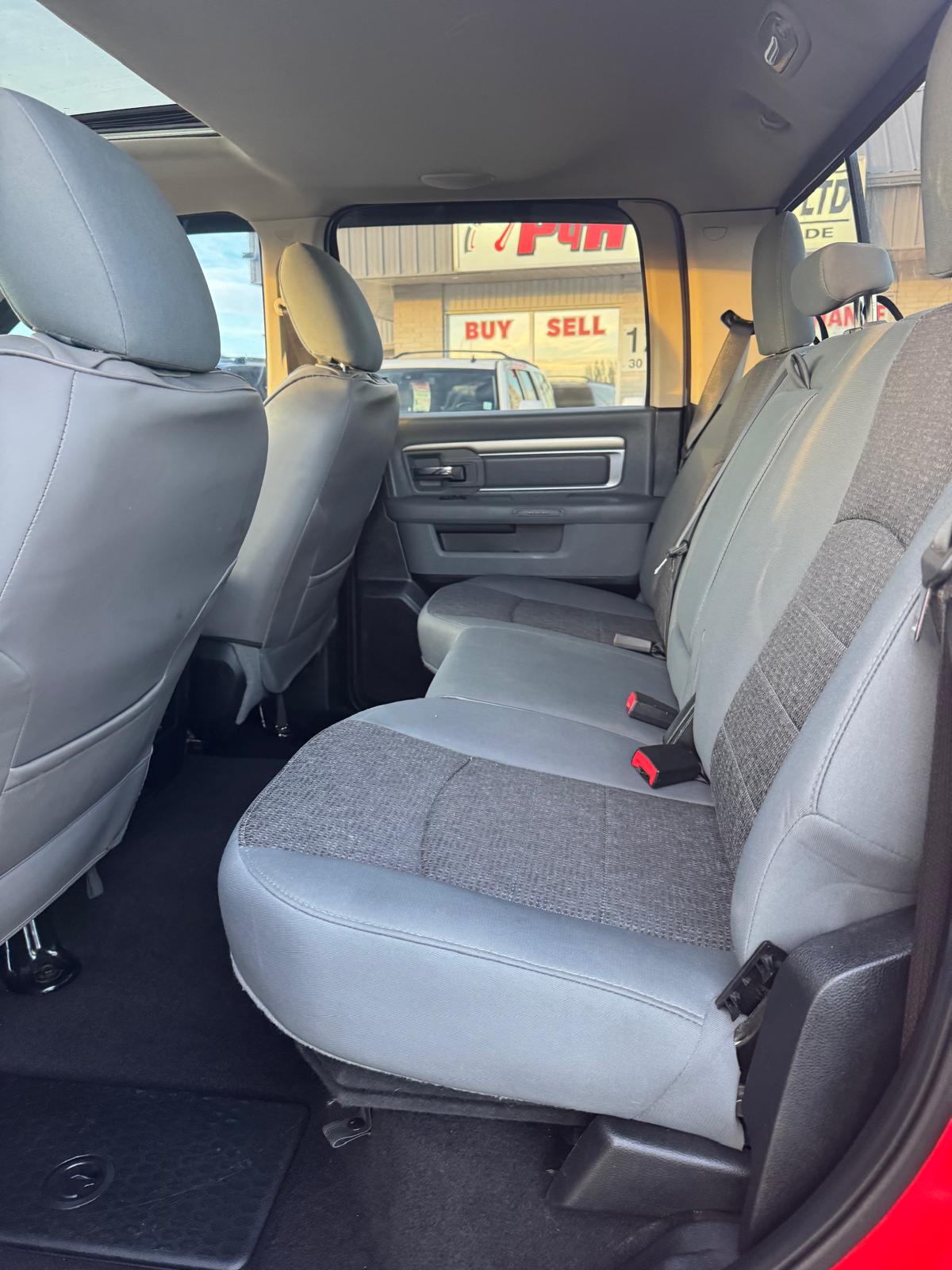 2018 Ram 1500 Eco-diesel - Image 12