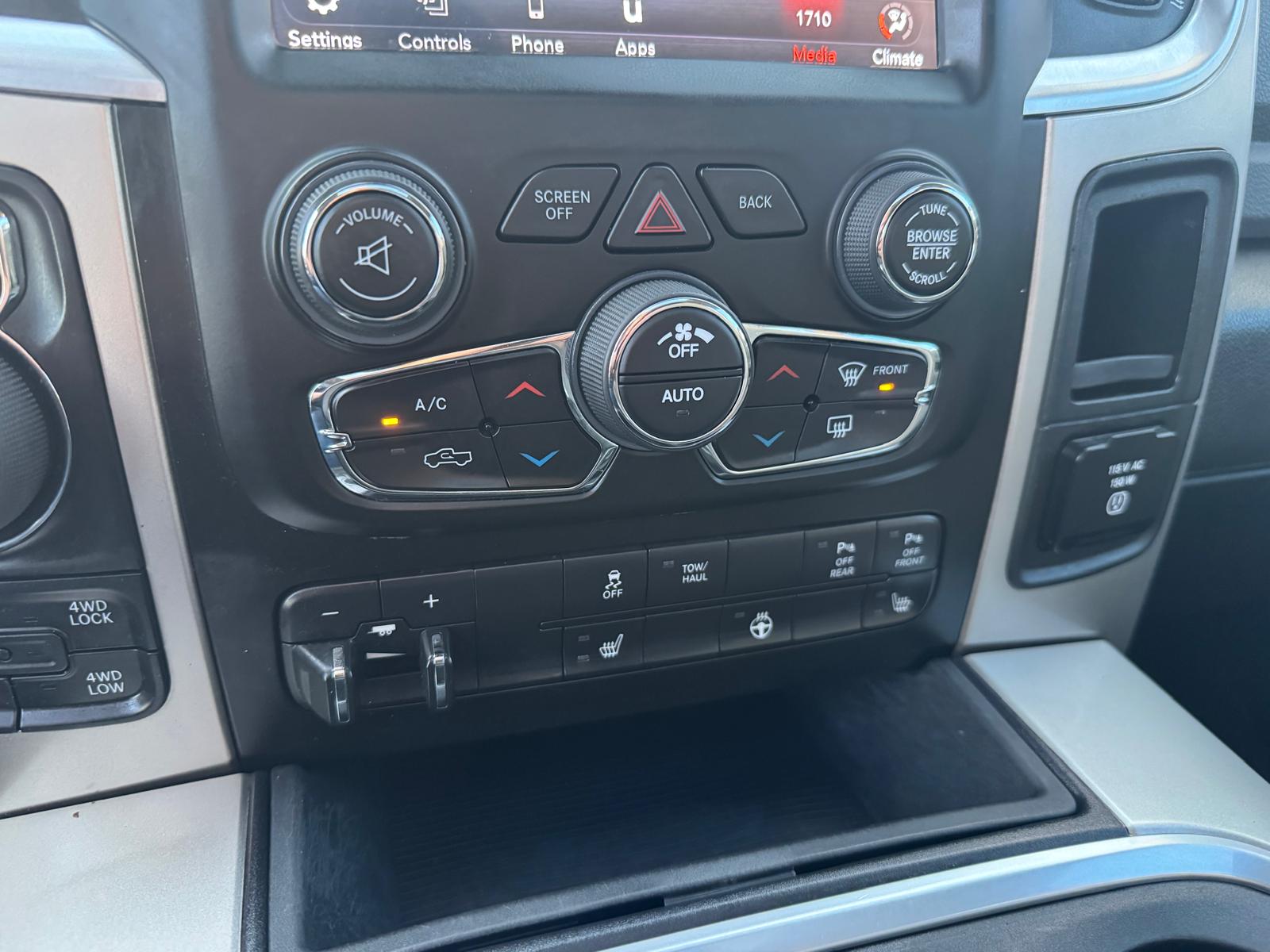 2018 Ram 1500 Eco-diesel - Image 11