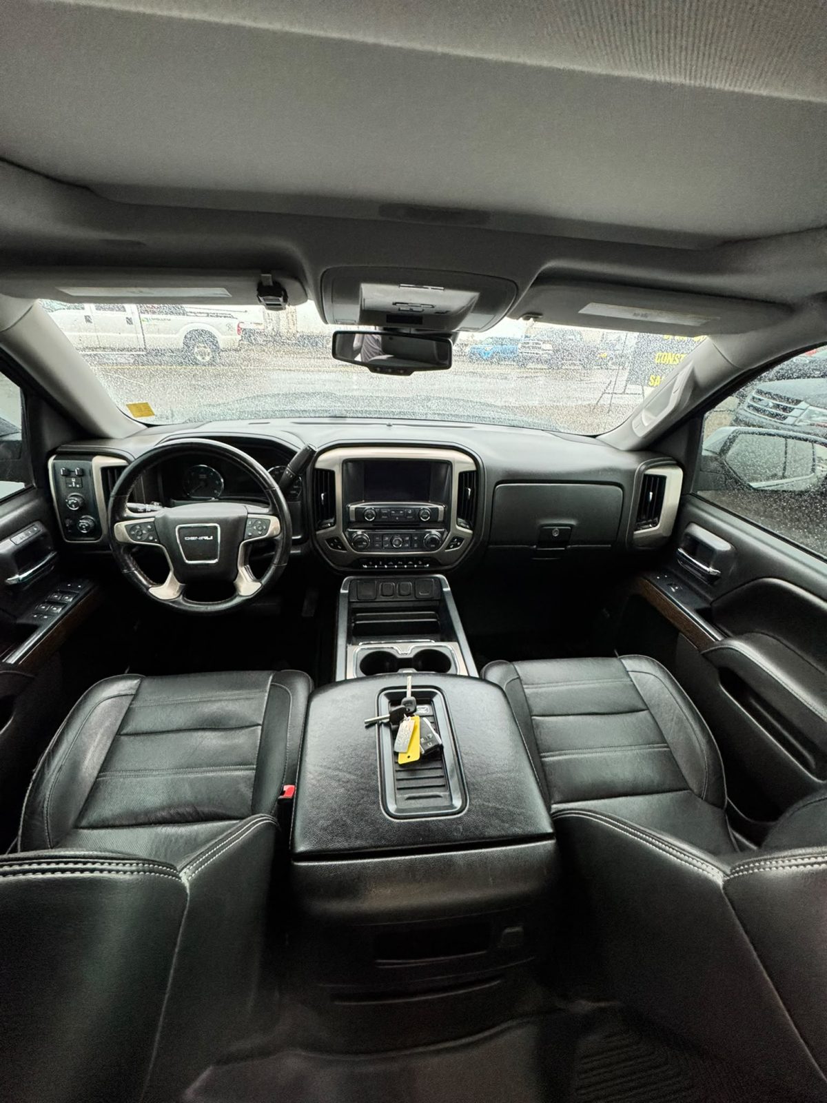2017 GMC Sierra Denali - Image 9