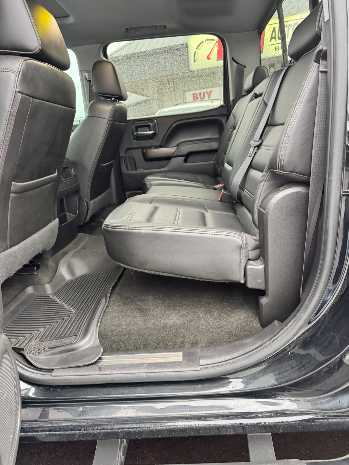 2017 GMC Sierra Denali - Image 10